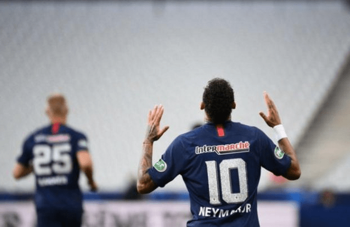 星空体育-包含法国杯倒计时；成都蓉城冲刺阶段再遭质疑；细节引发关注；引发热议；团队化学反应显著的词条